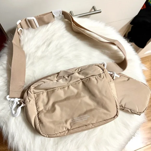 NEW Adidas Originals Puffer and Pouch Crossbody Bag - Picture 5 of 14